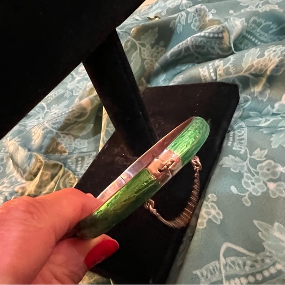 Sterling & Green Enamel Bracelet ~ Thailand - Picture 5 of 9